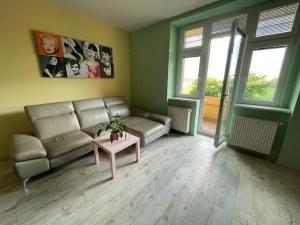 Pronájem bytu 2+kk, Praha - Vinohrady, Slezská, 60 m2