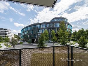 Pronájem bytu 1+kk, Praha - Jinonice, Kačírkova, 31 m2