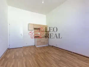 Pronájem bytu 1+kk, Strašice, 28 m2