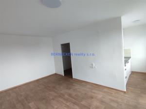 Pronájem bytu 1+kk, Hradec Králové - Pražské Předměstí, Baarova, 32 m2