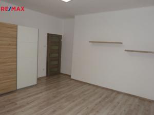 Pronájem bytu 2+kk, Olomouc - Hodolany, Zeyerova, 55 m2