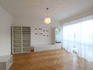 Pronájem bytu 2+1, Praha - Vršovice, Jerevanská, 64 m2
