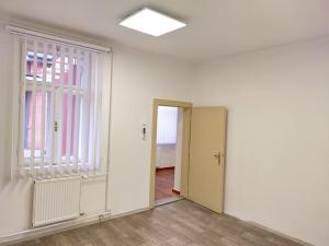 Pronájem obchodního prostoru, Vizovice, Razov, 20 m2