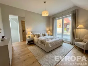 Prodej rodinného domu, Čižice, 192 m2