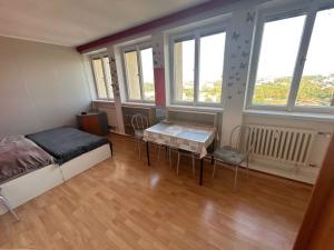 Pronájem bytu 1+kk, Praha - Strašnice, Černokostelecká, 28 m2