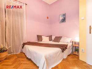 Prodej bytu 3+kk, Praha - Malá Strana, Sněmovní, 54 m2