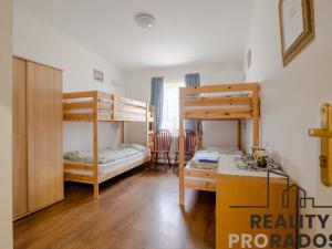 Prodej rodinného domu, Znojmo - Kasárna, 738 m2