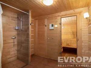 Prodej rodinného domu, Černý Důl, 220 m2