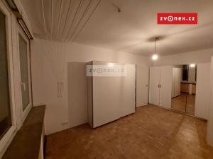 Pronájem bytu 2+kk, Zlín, Osvoboditelů, 50 m2