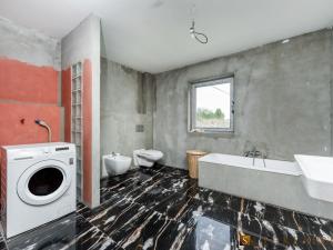 Prodej rodinného domu, Buš, 181 m2