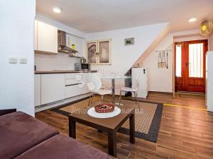 Prodej bytu 2+kk, Rovinj, Chorvatsko, 34 m2