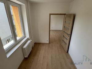 Pronájem bytu 2+kk, Havířov, Studentská, 36 m2