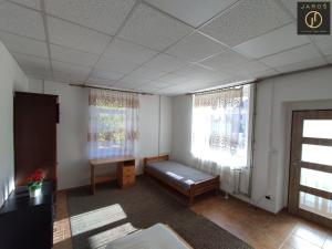 Prodej bytu 4+kk, Hostivice, K Nádraží, 180 m2