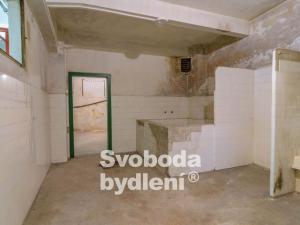 Prodej komerční nemovitosti, Hostomice, Ferrerova, 750 m2