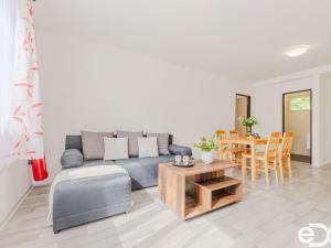 Prodej ubytování, Seč, 2216 m2