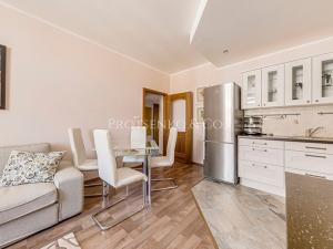 Prodej bytu 2+kk, Praha - Vinohrady, Americká, 50 m2