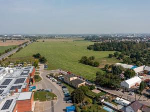 Prodej pozemku pro komerční výstavbu, Hradec Králové - Kukleny, Pražská třída, 667 m2