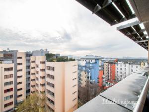 Pronájem bytu 2+kk, Praha - Vysočany, Podnádražní, 45 m2