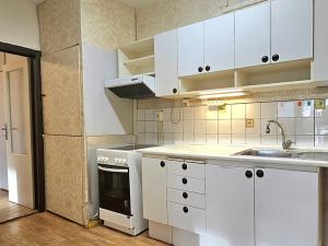 Prodej bytu 3+kk, Praha - Modřany, Plevenská, 72 m2