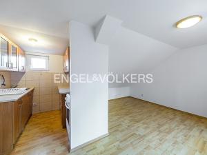 Pronájem bytu 1+kk, Praha - Krč, Pod Višňovkou, 30 m2