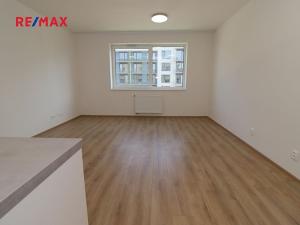 Pronájem bytu 1+kk, Chrudim, Luhanova, 39 m2