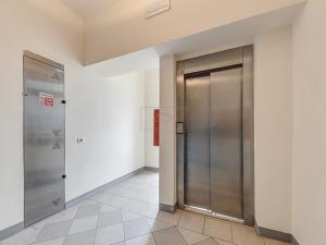 Prodej bytu 3+kk, Praha - Vinohrady, Rumunská, 83 m2