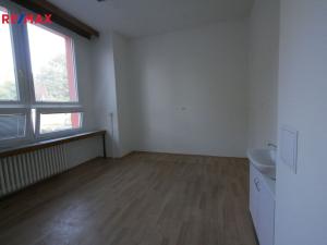 Pronájem obchodního prostoru, Praha - Čimice, Tišická, 18 m2