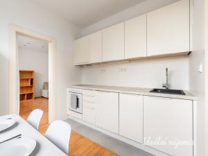 Pronájem bytu 3+1, Praha - Hlubočepy, Pražského, 76 m2