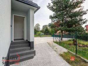 Prodej bytu 2+kk, Praha - Lipence, Českého červeného kříže, 74 m2