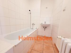 Pronájem bytu 2+1, Havířov - Město, Hlavní třída, 55 m2