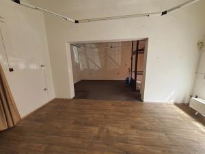 Pronájem obchodního prostoru, Cheb, Mánesova, 80 m2