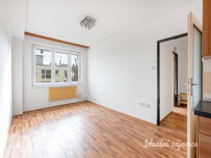 Pronájem bytu 2+kk, Praha - Braník, Branická, 40 m2