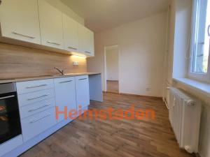 Pronájem bytu 2+1, Havířov - Město, Dlouhá třída, 52 m2
