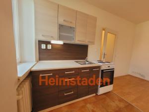 Pronájem bytu 1+kk, Karviná - Nové Město, Řecká, 28 m2