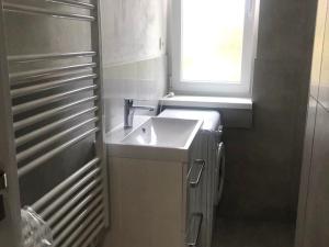 Pronájem bytu 2+1, Kladno - Kročehlavy, Unhošťská, 58 m2