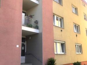 Pronájem bytu 2+1, Kladno - Kročehlavy, Unhošťská, 58 m2