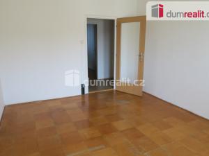 Pronájem bytu 2+1, Zlín - Malenovice, třída Svobody, 58 m2