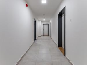 Pronájem bytu 2+kk, Praha - Vysočany, Strnadových, 60 m2