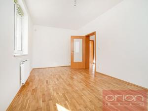 Pronájem rodinného domu, Praha - Nebušice, Na závěji, 250 m2