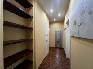Pronájem bytu 1+1, Praha - Malá Strana, Hellichova, 50 m2