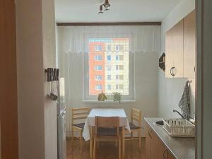 Pronájem bytu 3+1, Praha - Hostivař, Vajdova, 72 m2