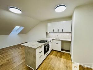 Pronájem bytu 3+kk, Praha - Smíchov, Svornosti, 79 m2