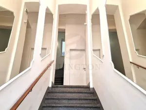 Pronájem bytu 2+kk, Praha - Vinohrady, Šafaříkova, 39 m2