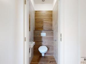 Prodej bytu 2+kk, Třebíč - Vnitřní Město, Karlovo nám., 116 m2