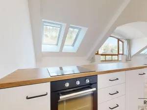 Prodej bytu 2+kk, Třebíč - Vnitřní Město, Karlovo nám., 116 m2