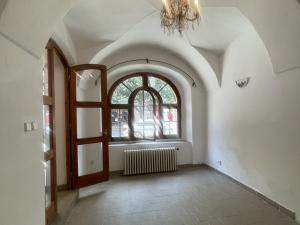 Pronájem obchodního prostoru, Praha - Staré Město, Rytířská, 32 m2