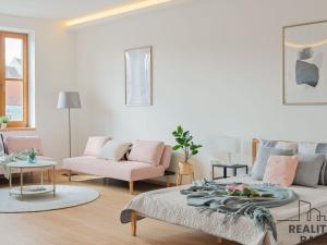 Prodej bytu 3+kk, Třebíč - Vnitřní Město, Karlovo nám., 123 m2