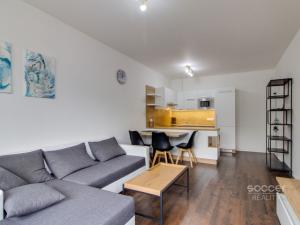 Pronájem bytu 2+kk, Praha - Střížkov, Makedonská, 54 m2