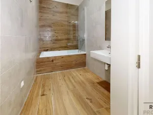 Prodej bytu 2+kk, Třebíč - Vnitřní Město, Karlovo nám., 80 m2