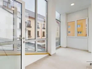 Prodej bytu 2+kk, Třebíč - Vnitřní Město, Karlovo nám., 80 m2